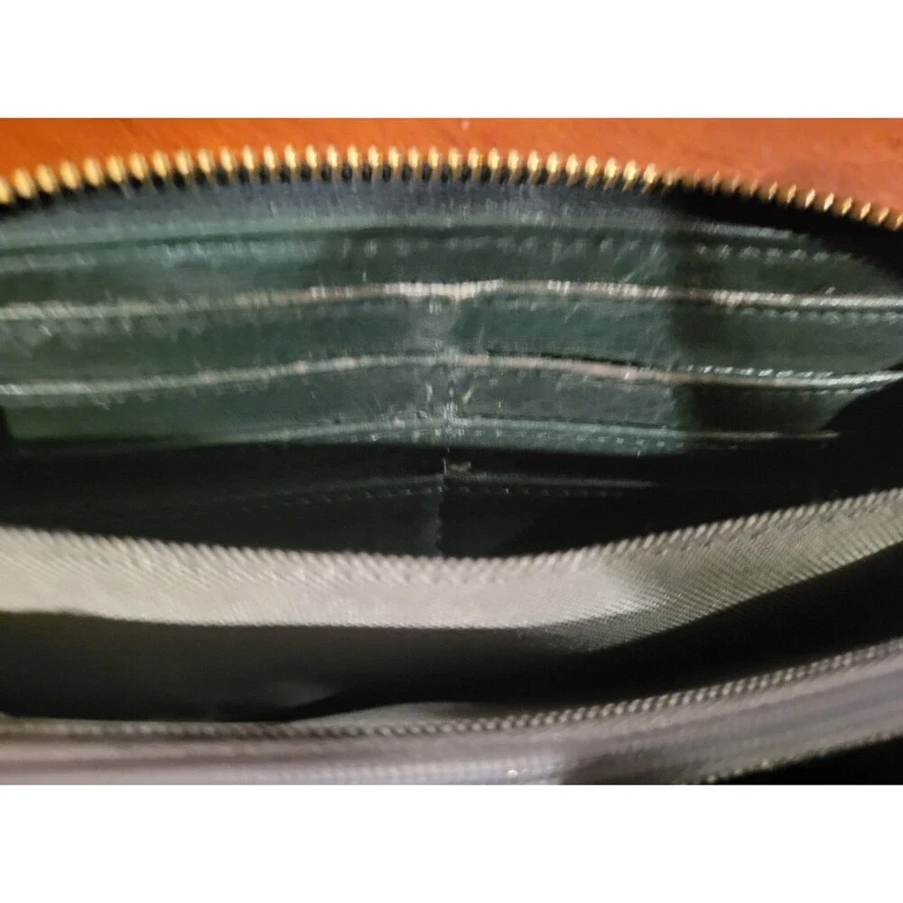 Fossil leather zip